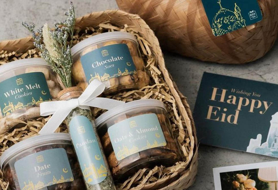 Hampers Berisi Camilan Favorit untuk Kiriman Spesial Orang Tersayang